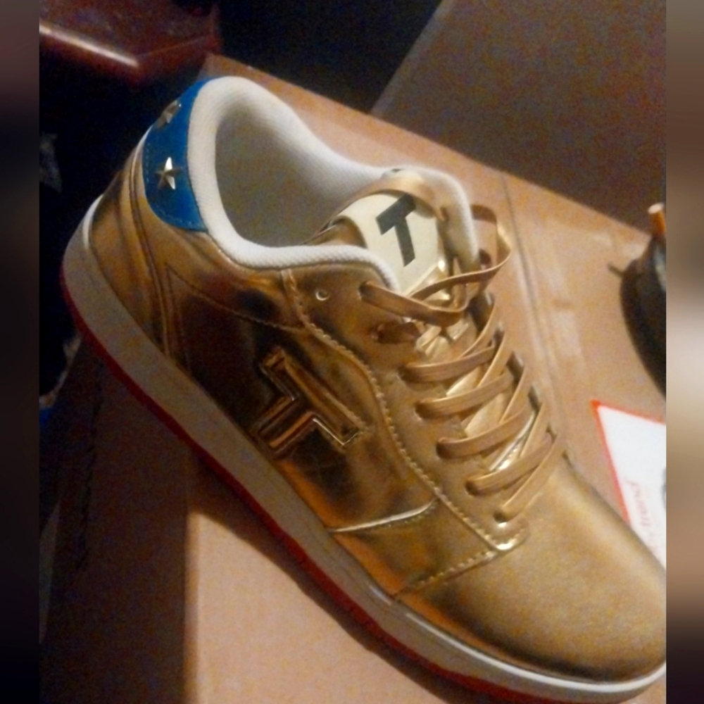 Donald Trump shoes